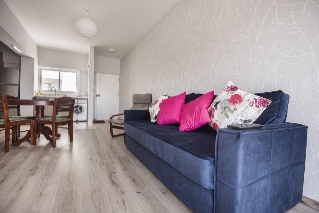St.Helena Court Apartment ลาร์นาคา ภายนอก รูปภาพ